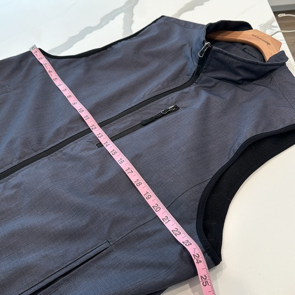 Men’s Vest size XL - Picture 2 of 8